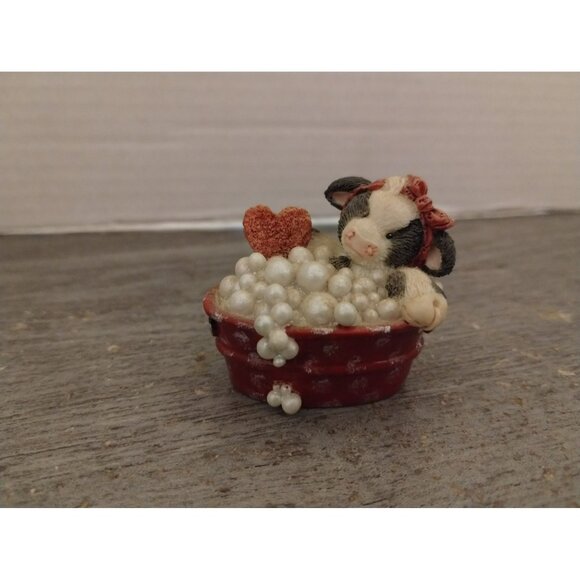 Enesco "Bubbling Over With Love" Figurine Cow In Bathtub 1994 Collectible Decor - Picture 2 of 5